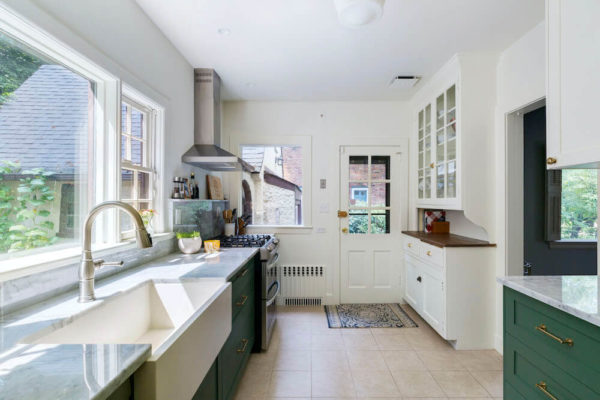 6 Green Kitchen Cabinet Ideas for Modern Color