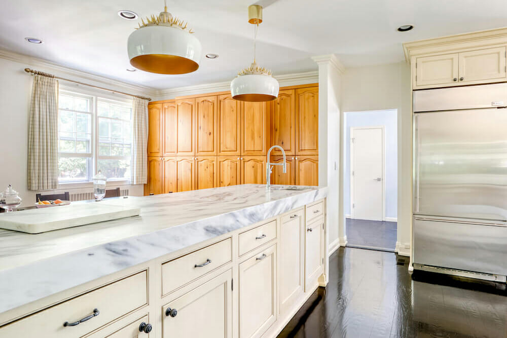 thick marble countertop
